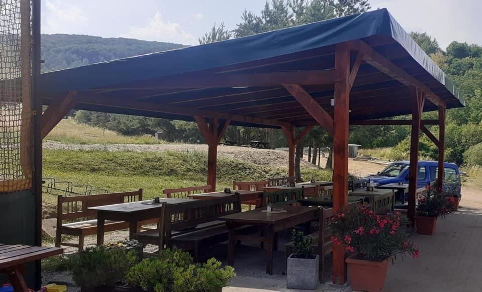 Penzion Zoo Pod Hresnou Kavecany Exterior foto